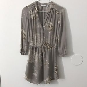 Aritzia Babaton floral silk Bennett Dress XXS